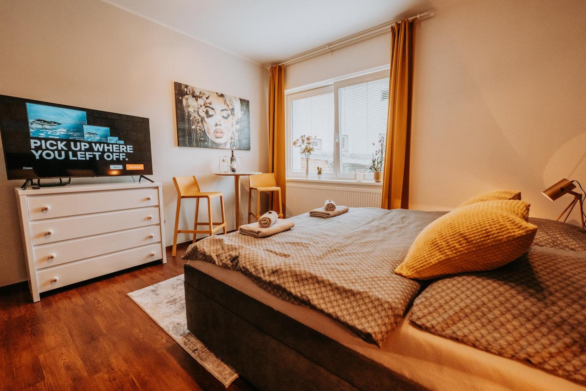 Citybeat Apartments, 400M From The Square Plzeň Exterior foto